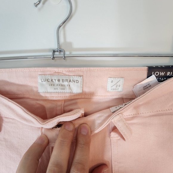 Women's NWT Express Low Rise Skinny Lolita 8/29A Jeans - Picture 2 of 8